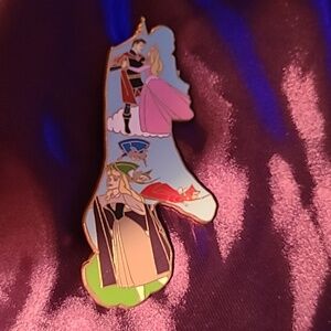 👸 LE 50 DISNEY SLEEPING BEAUTY'S AURORA SILHOUETTE 4 INCH FANTASY PIN